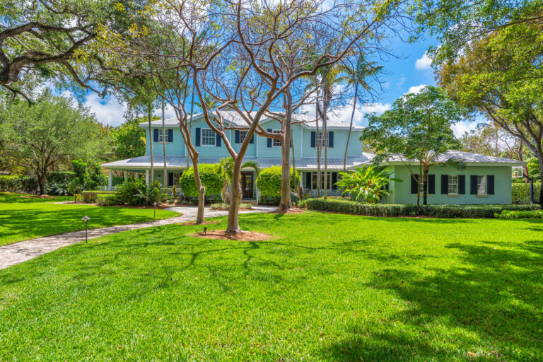 SELLING MISTAKES THAT CAN COST YOU WHEN YOU SELL A PINECREST HOME