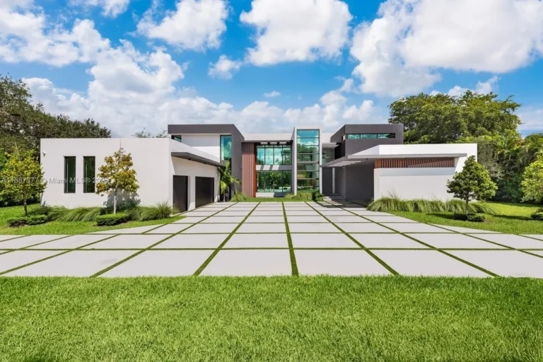 KENDALL REAL ESTATE VS PINECREST: WHERE SHOULD YOU INVEST IN 2026?