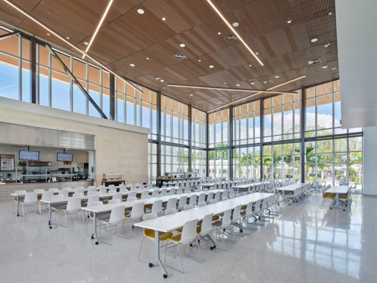 THE BEST SCHOOLS IN PINECREST: A COMPLETE GUIDE FOR FAMILIES AND HOMEOWNERS