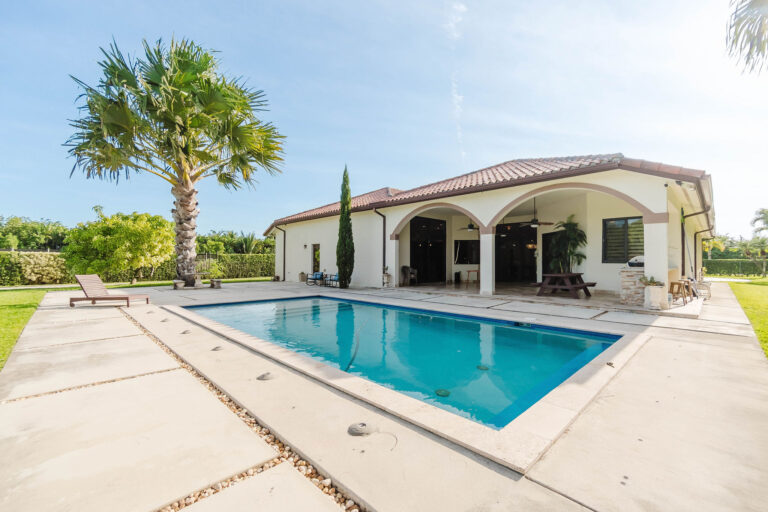 Homestead Equestrian Estate Sold in 27 Days: How Anna Jimenez Timed the Market, Managed the Sale Remotely, and Closed at $1,370,000