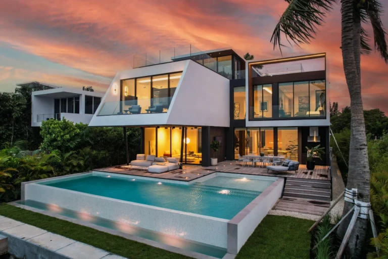 THE BEST NEIGHBORHOODS FOR MIAMI NEW CONSTRUCTION HOMES
