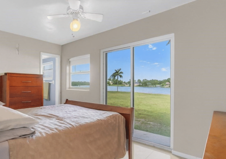 3981 NW 201ST ST, MIAMI GARDENS &mdash; MIAMI GARDENS LAKEFRONT HOME SOLD NEAR ASKING PRICE ON A 9,000 SQ FT LOT