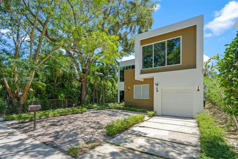 SHOULD YOU SELL OR RENT YOUR MIAMI PROPERTY DURING THE 2026 FIFA WORLD CUP?